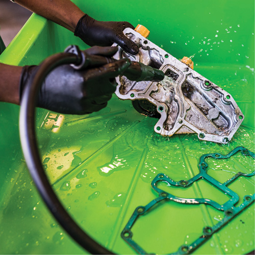 Nettoyant et d&eacute;graissant naturel CB 100 ALU, Bouteille &agrave; g&acirc;chette R.M.G. Prévention