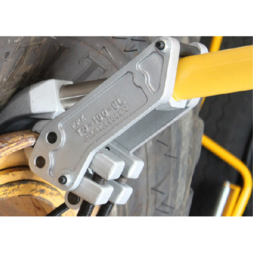 D&eacute;monte-talons hydraulique OTR pour pneu g&eacute;ant s&eacute;rie Pro R.M.G. Prévention