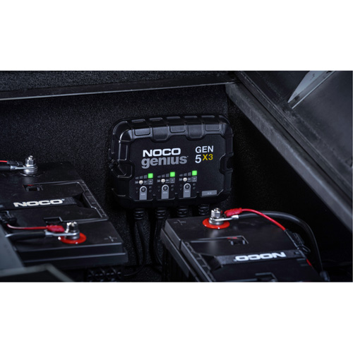 Genius&reg; Gen5X3 3-Bank, 15-Amp On-Board Battery Charger R.M.G. Prévention