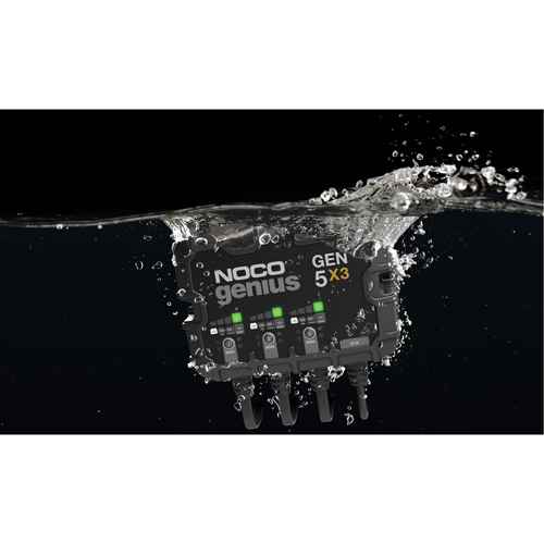 Genius&reg; Gen5X3 3-Bank, 15-Amp On-Board Battery Charger R.M.G. Prévention