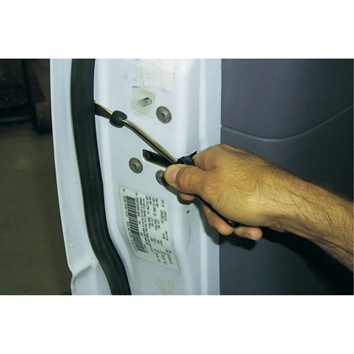 Extracteur d'attaches en plastique R.M.G. Prévention