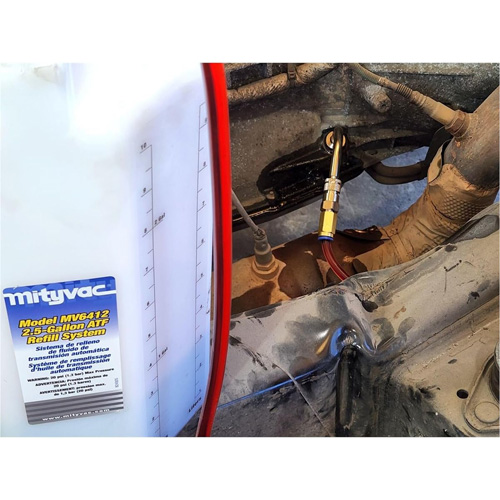 Syst&egrave;me de remplissage de liquide de transmission automatique de 2,5 gallon R.M.G. Prévention