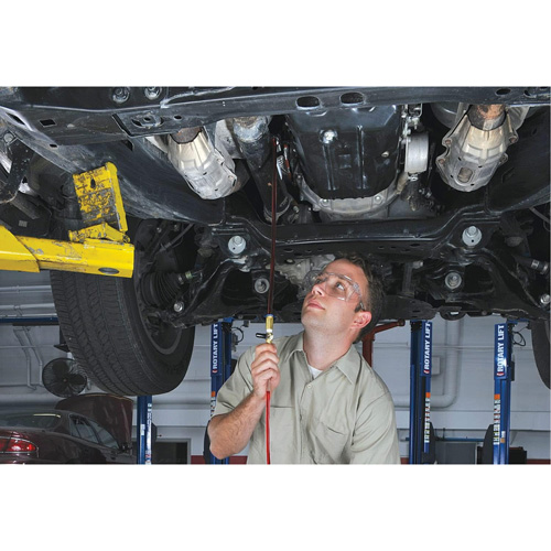 Trousse de conversion pour remplissage de fluide &agrave; transmission automatique R.M.G. Prévention