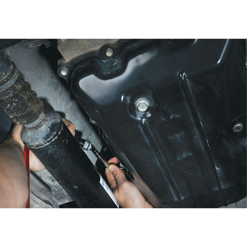 Trousse de conversion pour remplissage de fluide &agrave; transmission automatique R.M.G. Prévention