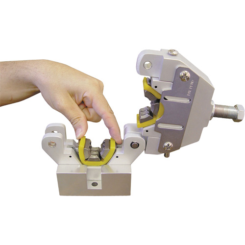 A/C Hose Crimper R.M.G. Prévention