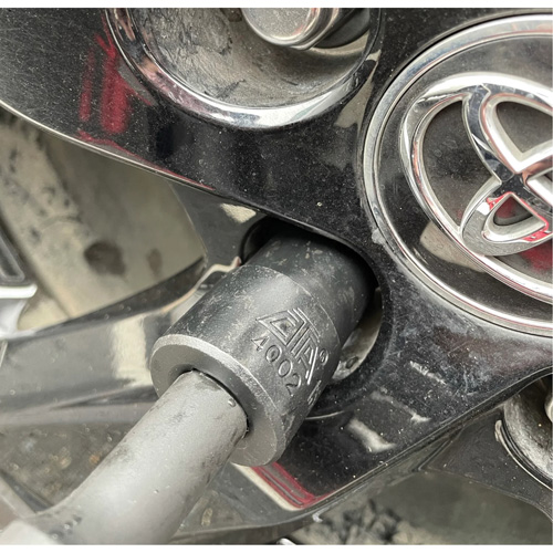 Emergency Lug Nut Remover R.M.G. Prévention
