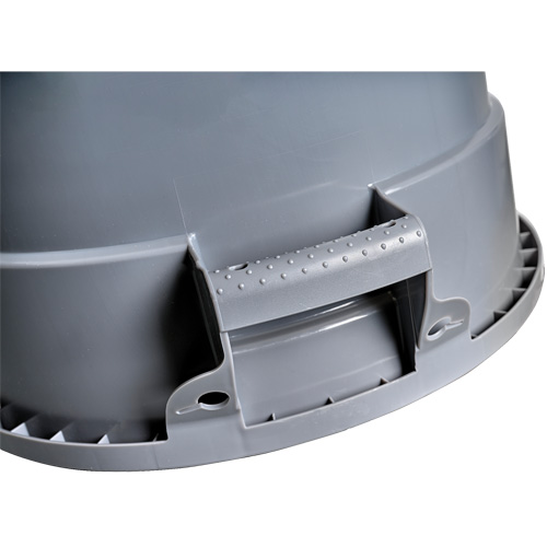 Contenant gris Titan pour d&eacute;chets, Plastique, 20 gal. US R.M.G. Prévention