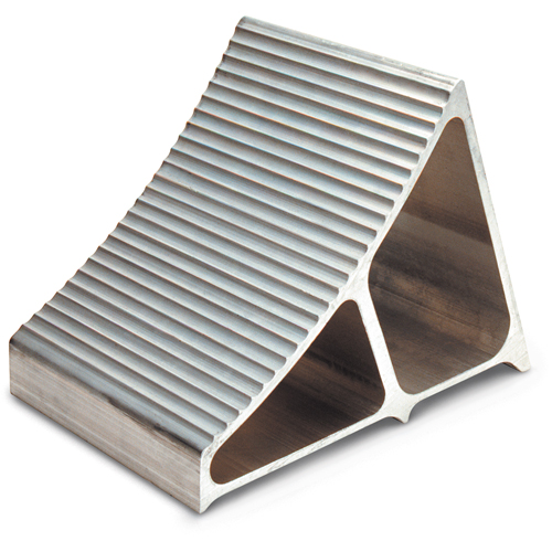 Aluminum Wheel Chocks, 7" W x 11-1/2" D x 8" H R.M.G. Prévention
