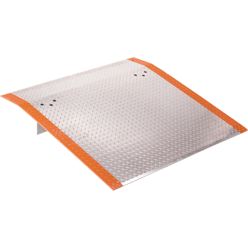 Plaques d'acc&egrave;s en aluminium, Capacit&eacute; de charge 2200 lb, 60" lo x 60" la x 11" h R.M.G. Prévention