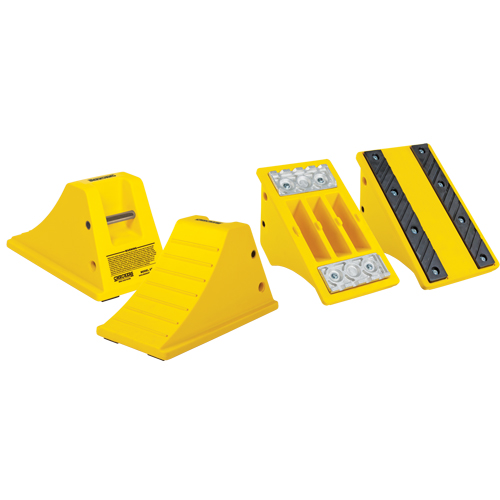Cales-roue tout-terrain robustes, Polyur&eacute;thane, Jaune s&eacute;curit&eacute;, 11-1/4" la x 21" p x 12-1/4" h R.M.G. Prévention