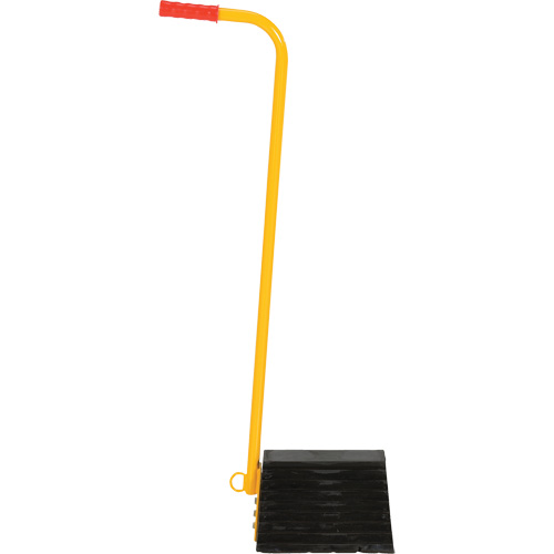 Cale de roue avec poign&eacute;e ergonomique, 9-1/4" x 8" x 6", Noir R.M.G. Prévention
