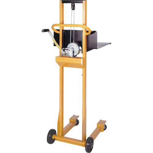 Empileur &agrave; plateforme Easy-Lift, M&eacute;canisme Treuil manuel, Capacit&eacute; de 500 lb, Levage max de 52" R.M.G. Prévention
