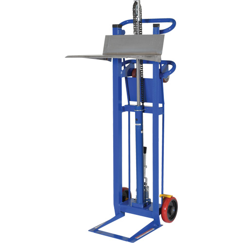 Gerbeur &agrave; plateforme hydraulique, M&eacute;canisme Pompe au pied, Capacit&eacute; de 750 lb, Levage max de 52" R.M.G. Prévention