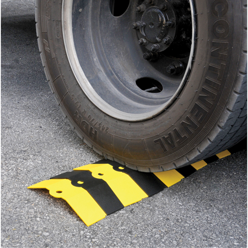 Syst&egrave;me de protection de c&acirc;bles Ultra-Sidewinder - grand , 34" x 13,675" x 2,13", 13500 lb (6,75 tons) R.M.G. Prévention