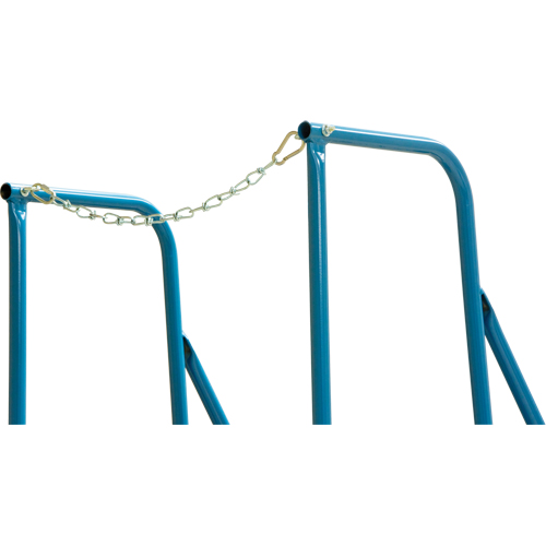 Escabeau roulant avec rails pour acc&egrave;s &agrave; une remorque, 4 marches, Largeur de la marche 22", Hauteur de la plateforme 37", Acier R.M.G. Prévention