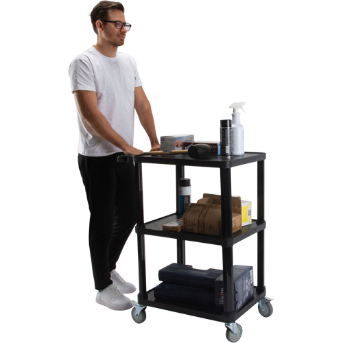 Chariot utilitaire avec tablette plate, 3 tiers, 18-1/8" x 37-3/8" x 27-3/4", Capacit&eacute; 330 lb R.M.G. Prévention