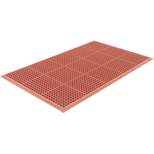 Tapis de s&eacute;rie Competitor, &agrave; fentes, 3' x 5' x 7/8", Orange, Caoutchouc naturel R.M.G. Prévention