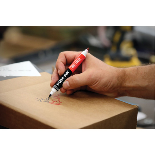 Markal&reg; Dura-Ink&reg; Dual Colour Permanent Ink Marker, Black/Red, Bullet Tip R.M.G. Prévention
