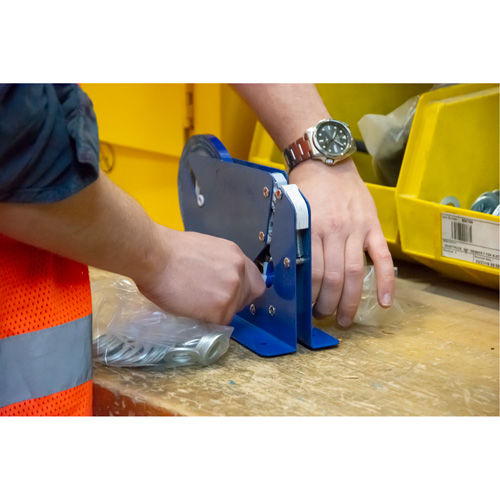 Machines robustes pour fermer les sacs R.M.G. Prévention