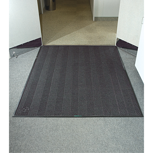 Tapis Waterhog Eco Elite, Essuie-pieds/grattoir, 3' x 8' x 3/8", Cendre grise R.M.G. Prévention