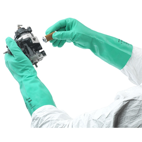 Solvex&reg; 37-145 Gloves, Size Small/7, 13" L, Nitrile, 11-mil R.M.G. Prévention