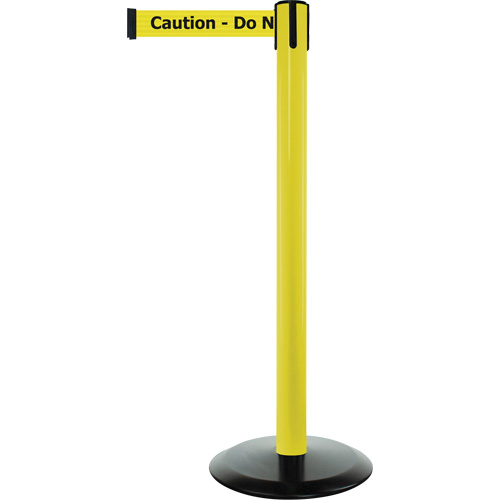 Advance TensaBarrier&reg; Barrier Post, Steel, 36" H, Black/Yellow Tape, 7.5' Tape Length R.M.G. Prévention