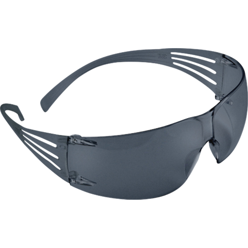 Lunettes de s&eacute;curit&eacute; SecureFit s&eacute;rie 200, Lentille Grise/fum&eacute;e, Antibu&eacute;e, ANSI Z87+/R&eacute;pond ou surpasse la norme CSA Z94.3 R.M.G. Prévention