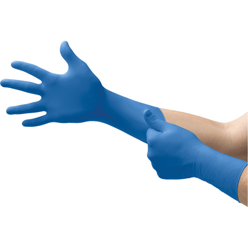 Microflex&reg; SafeGrip SG-375 Medical Exam Gloves, Small, Latex, 11-mil, Powder-Free, Blue, Class 2 R.M.G. Prévention