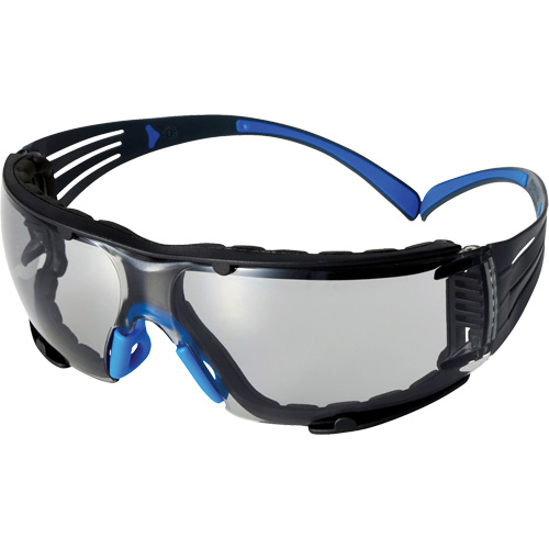 Lunettes de s&eacute;curit&eacute; SecureFit s&eacute;rie 400, Lentille Int&eacute;rieur/ext&eacute;rieur, Antibu&eacute;e/Anti-&eacute;gratignures, ANSI Z87+/R&eacute;pond ou surpasse la norme CSA Z94.3 R.M.G. Prévention