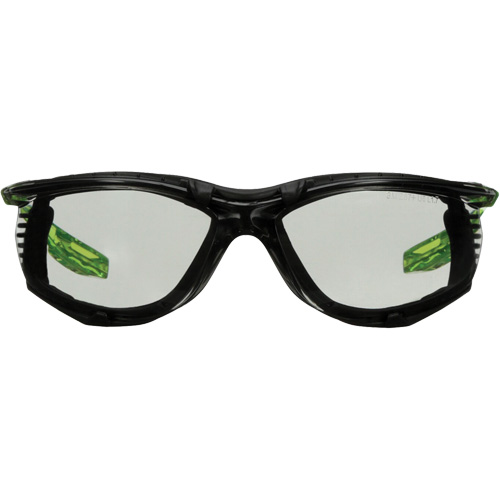 Lunettes de s&eacute;curit&eacute; de s&eacute;rie Solus CCS, Lentille Gris/Int&eacute;rieur/ext&eacute;rieur, Antibu&eacute;e/Anti-&eacute;gratignures, R&eacute;pond ou surpasse la norme CSA Z94.3 R.M.G. Prévention