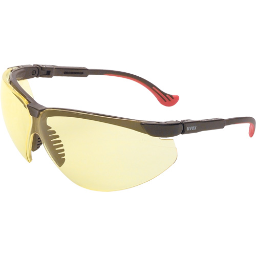 Lunettes de s&eacute;curit&eacute; Uvex HydroShield Genesis XC, Lentille Ambr&eacute;e, Antibu&eacute;e/Anti-&eacute;gratignures, ANSI Z87+/R&eacute;pond ou surpasse la norme CSA Z94.3 R.M.G. Prévention