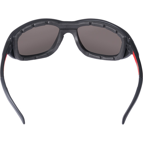 Lunettes de s&eacute;curit&eacute; performantes avec joint, Lentille Noir, Polaris&eacute;, R&eacute;pond ou surpasse la norme CSA Z94.3 R.M.G. Prévention