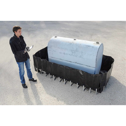 Ultra-550 Containment Sump&reg; Flexible Fuel Tank Container with Drain, 102" L x 72" W, 650 US gal. Capacity R.M.G. Prévention