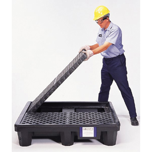 Ultra-Spill Pallet mod&egrave;le &eacute;conomique, 4 barils, Capacit&eacute; de d&eacute;versement 66 gal. US, 53" x 53" x 11,8" R.M.G. Prévention