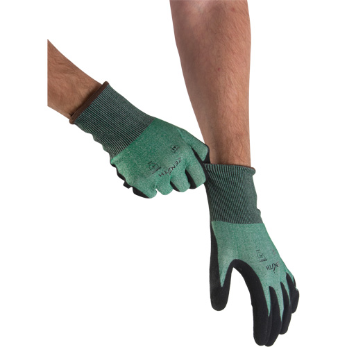 Lightweight High-Dexterity Cut-Resistant Gloves, Size 8, 21 Gauge, Foam Nitrile Coated, Stainless Steel/HPPE Shell, ASTM ANSI Level A3 R.M.G. Prévention