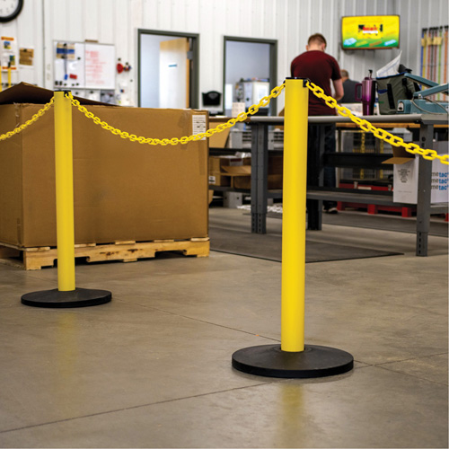 Industrial Stanchion Kit with Plastic Chain, 37" High, Red R.M.G. Prévention