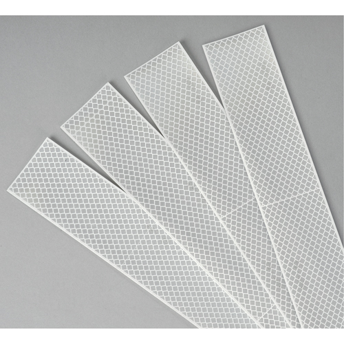 3M Scotchlite Diamond Grade Conspicuity Sheeting Series 983, 2" W x 12" L, White R.M.G. Prévention