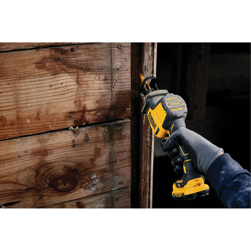 Scie alternative sans fil Max* (outil seulement), 12 V, Lithium-ion Bloc-pile, 0-2800 coups/min R.M.G. Prévention