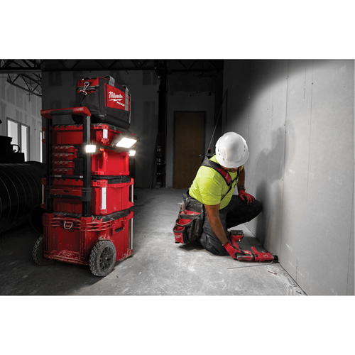 Lampe/chargeur M18 Packout, DEL, 3000 lumens R.M.G. Prévention
