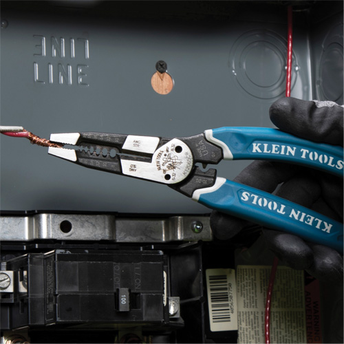 Outil polyvalent Klein-Kurve pour d&eacute;nuder, couper et sertir les fils, 8-1/4" lo, 8 - 20 AWG R.M.G. Prévention