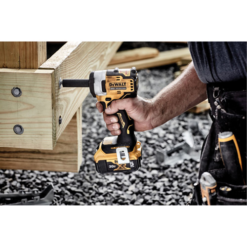 MAX* Cordless Impact Wrench with Hog Ring Anvil (Tool Only), 20 V, 3/8" Socket R.M.G. Prévention