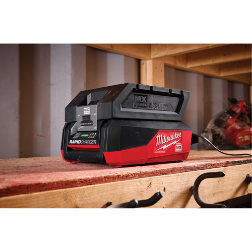 MX FUEL Rapid Charger, 120 V, Lithium-Ion/NiCd/Ni-MH R.M.G. Prévention