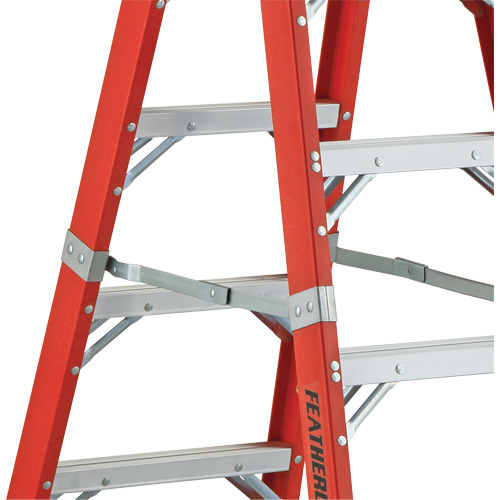 6600 AA Series Industrial Extra Heavy-Duty 2-Way Stepladders, Fibreglass, 375 lbs. Capacity, 4' R.M.G. Prévention