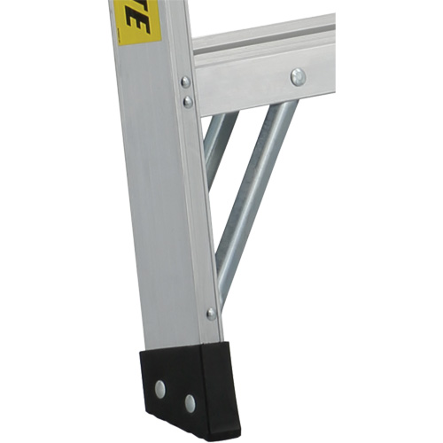 3400 Series Industrial Extra Heavy-Duty Step Ladder, 4', Aluminum, 300 lbs. Capacity, Type 1A R.M.G. Prévention