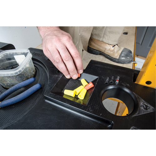 Tool Shelf for Scaffolding R.M.G. Prévention