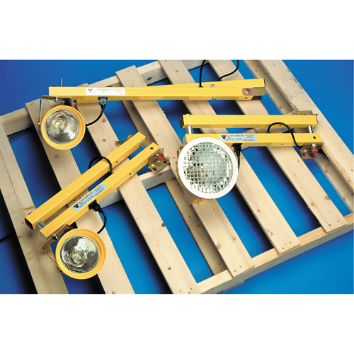 Dock Lights, 60" Arm, Incandescent Lamp, Metal R.M.G. Prévention