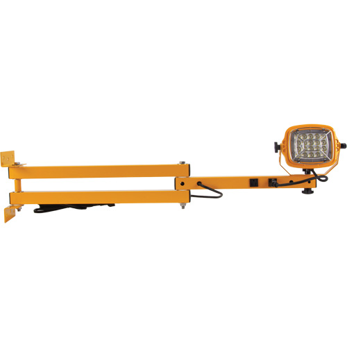 Lampe de quai, Bras 40", 50 W, Ampoule DEL, M&eacute;tal R.M.G. Prévention