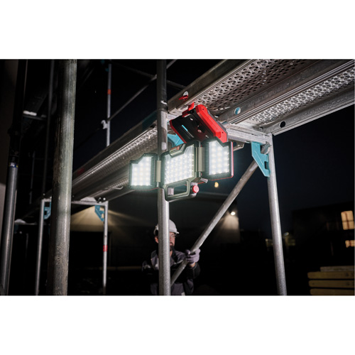 Lampe de travail &agrave; DEL professionnelle &agrave; panneaux pliants lumens sans fil 18V, DEL, 3600 lumens R.M.G. Prévention
