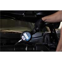 D&eacute;bitm&egrave;tre &eacute;lectronique de lubrifiant avec rallonge flexible &agrave; 90° R.M.G. Prévention