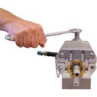 A/C Hose Crimper R.M.G. Prévention
